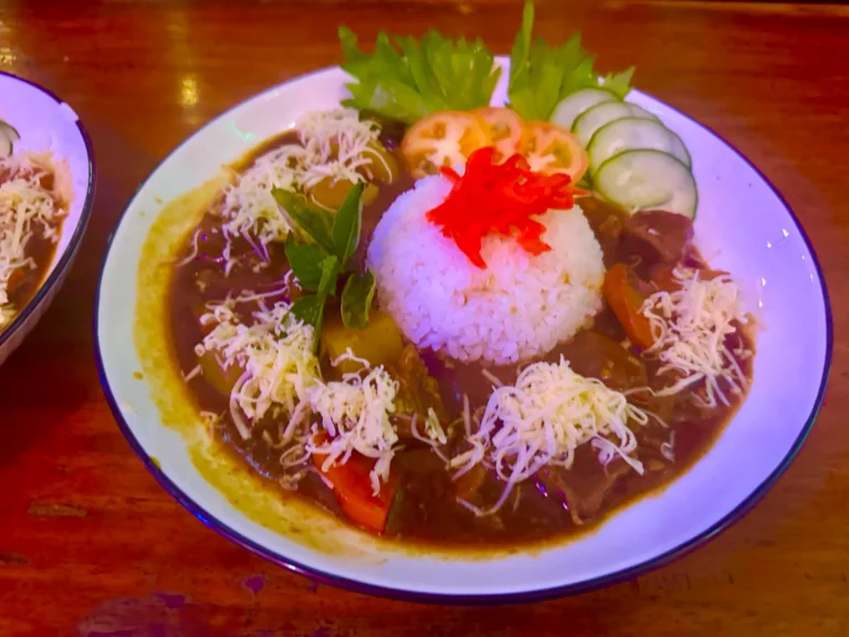 Sakura Restaurant & Bar